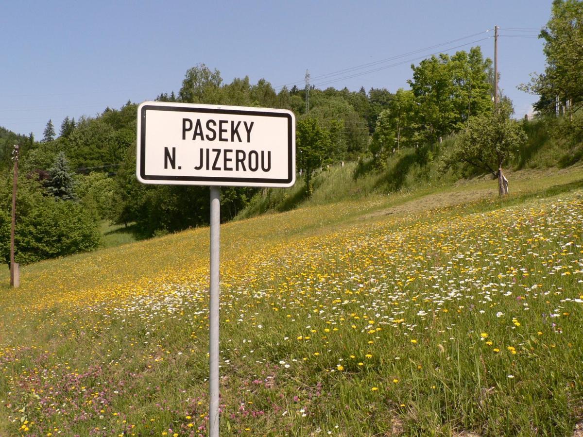 Na Zvonici Pensionat Paseky nad Jizerou Exteriör bild